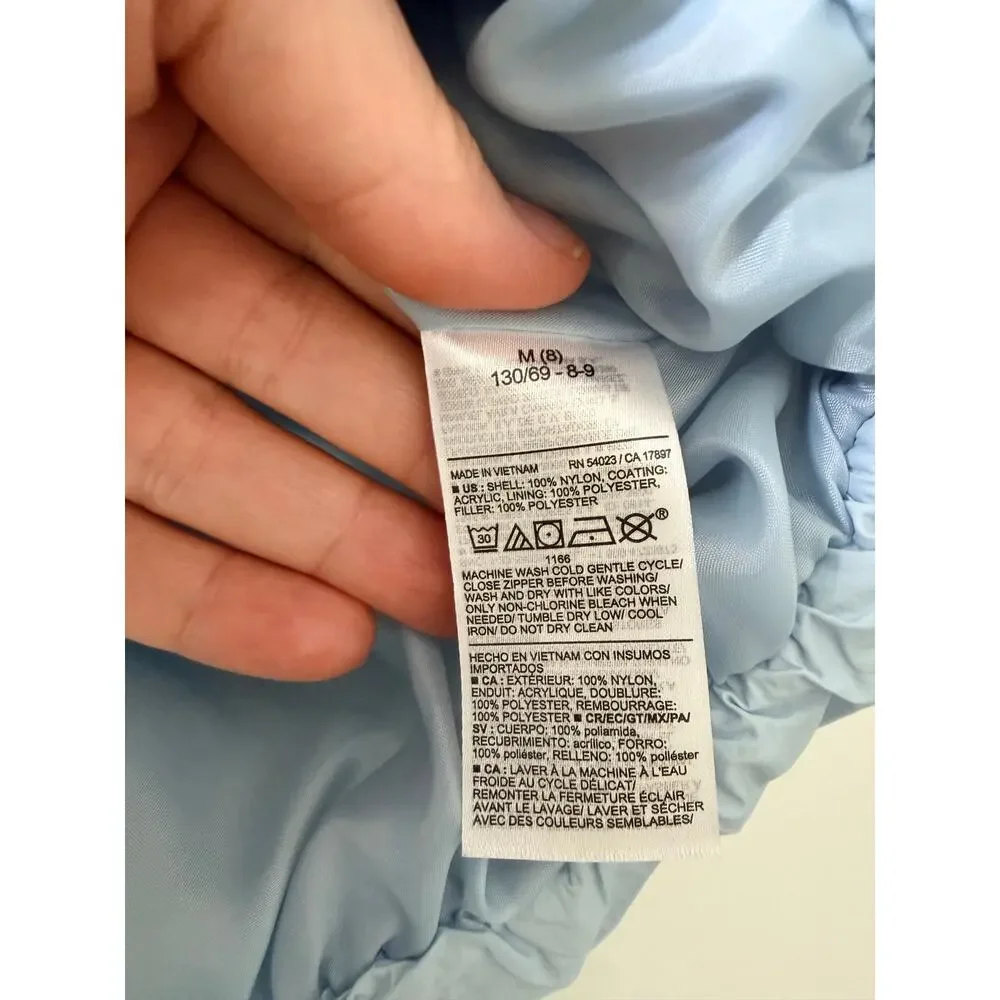 Old Navy get ready